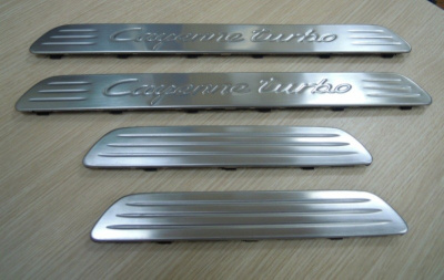 Porsche Cayenne (10–/14–) Накладки на дверные пороги, нерж. сталь 4 части.